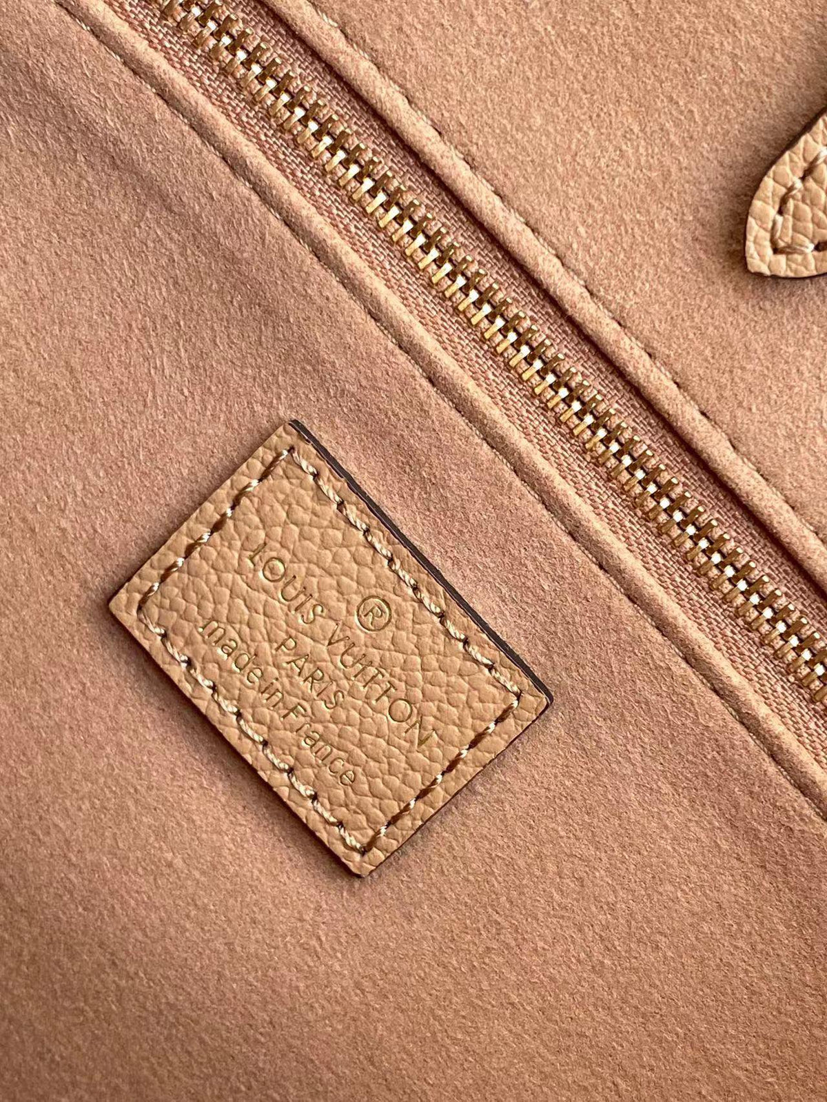2026 Exquisite+leather+bags-393