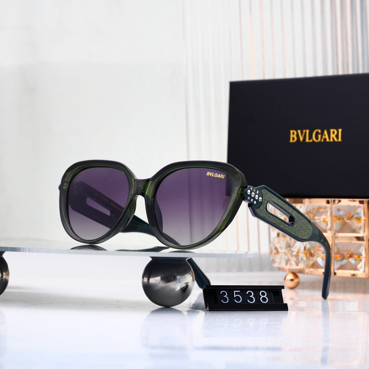 2026 Full Frame Square Gradient Sunglasses