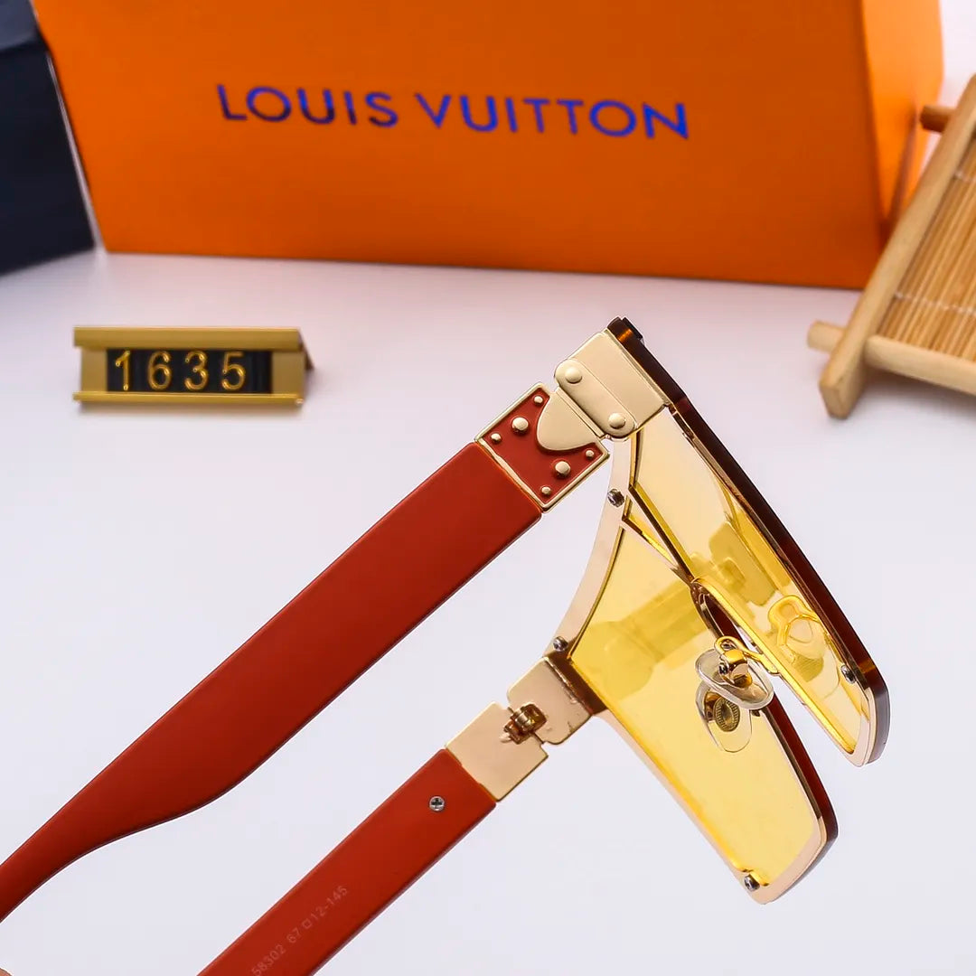 2026 New Fashion One Piece Watermark Square Sunglasses