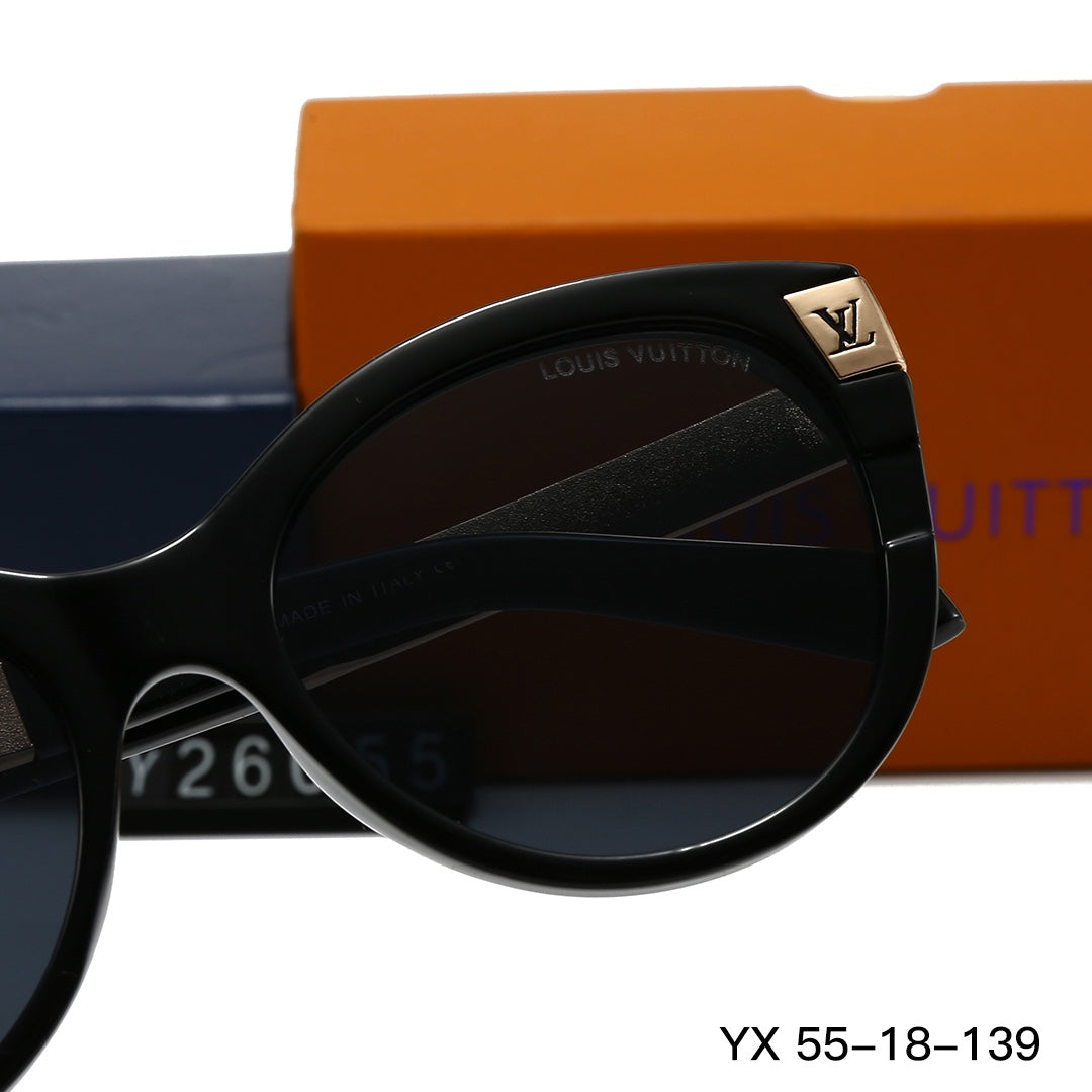2026 Vintage Embossed Metal Frame Round Sunglasses