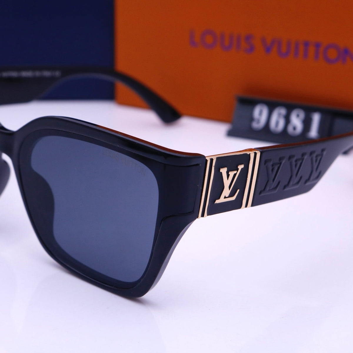 2026 Vintage Square Unisex Sunglasses