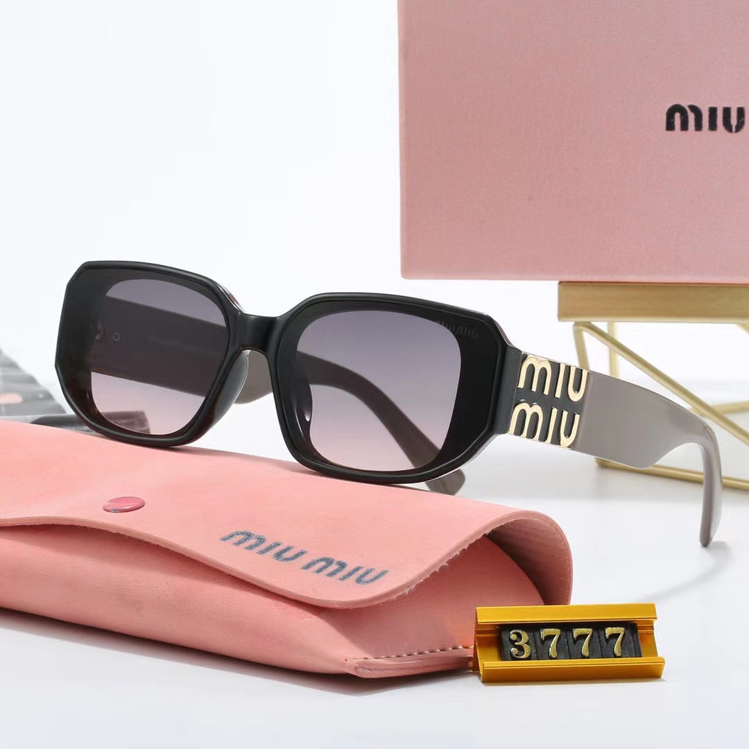 2025 New Square Frame Sunglasses