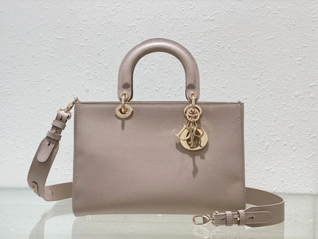 2026 Exquisite+leather+bags-136