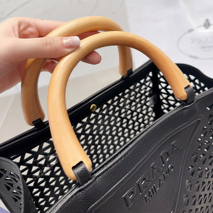 2026 Exquisite+leather+bags-655