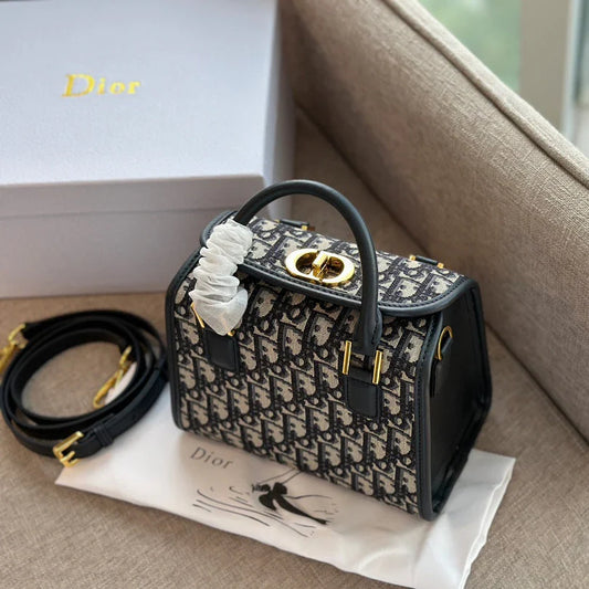 2026 Exquisite+leather+bags-680