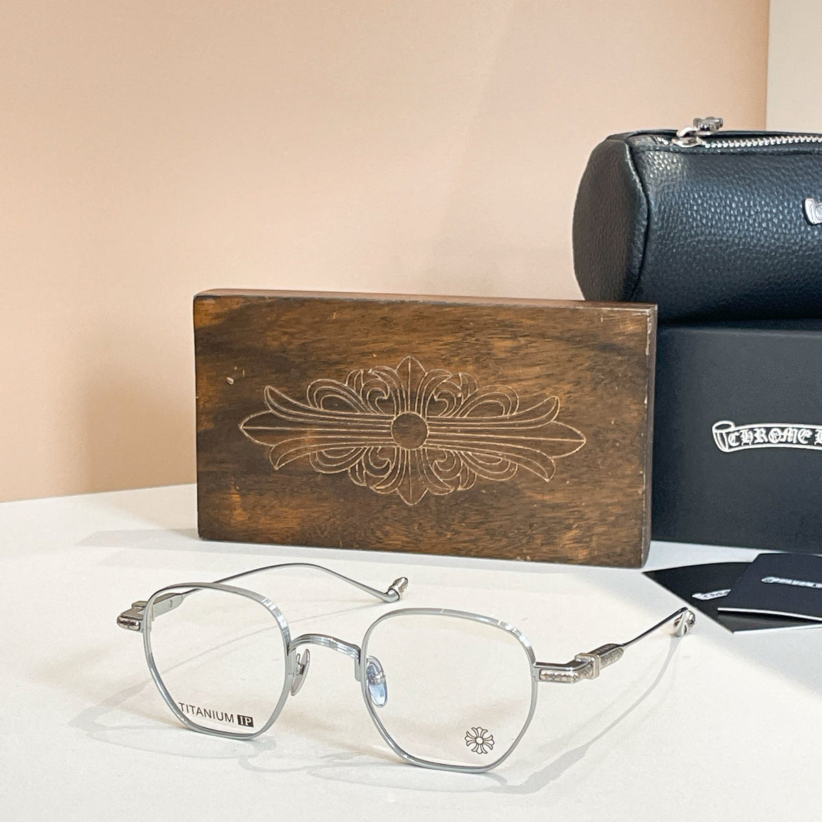 2026 New transparent metal sunglasses