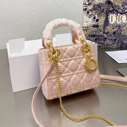 2026 Exquisite+leather+bags-513