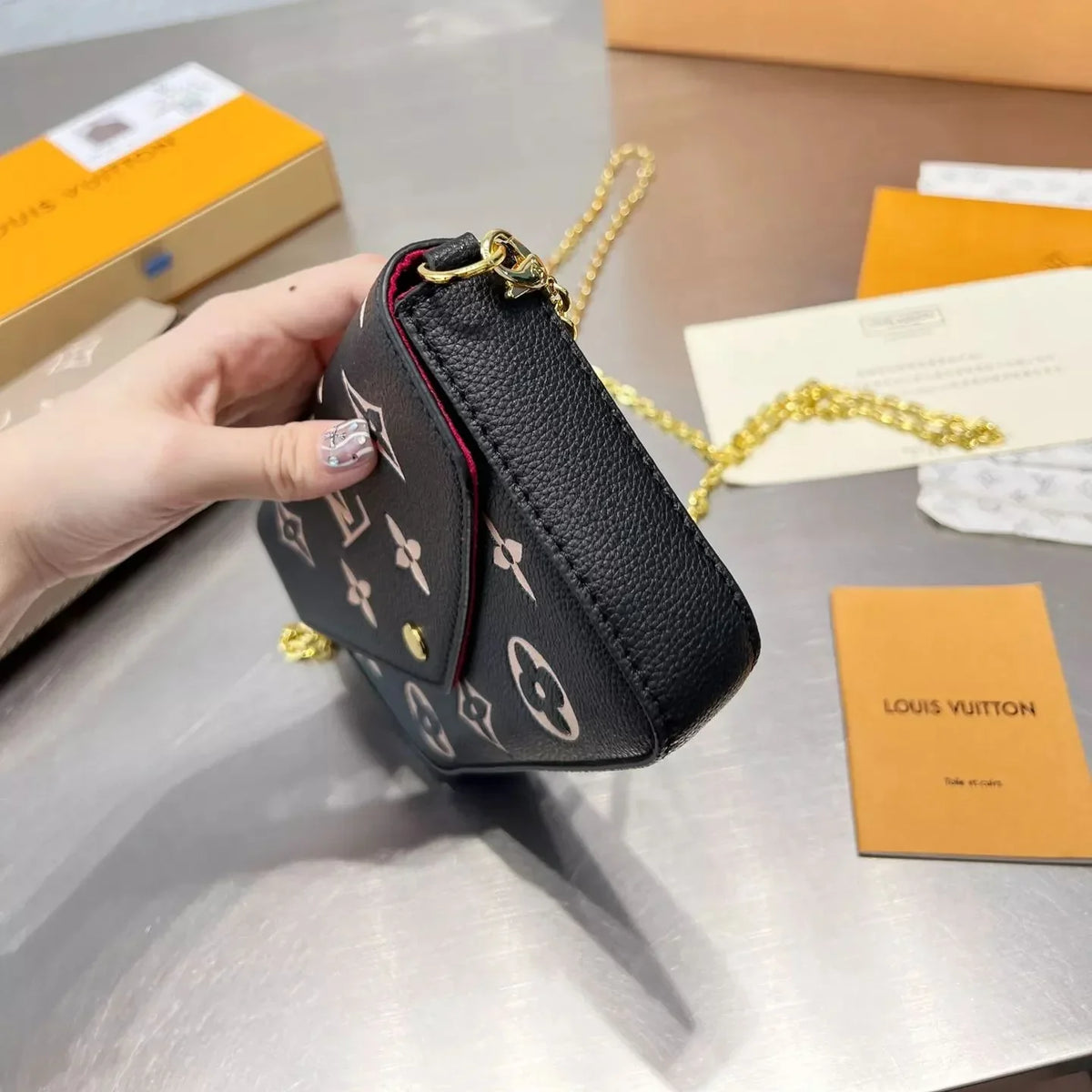 2026 Exquisite+leather+bags-574