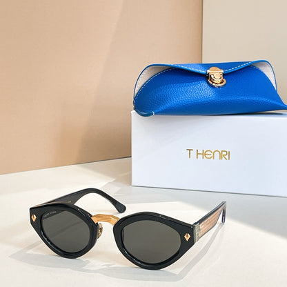 2026 Cat Shape Full Frame Sunglasses