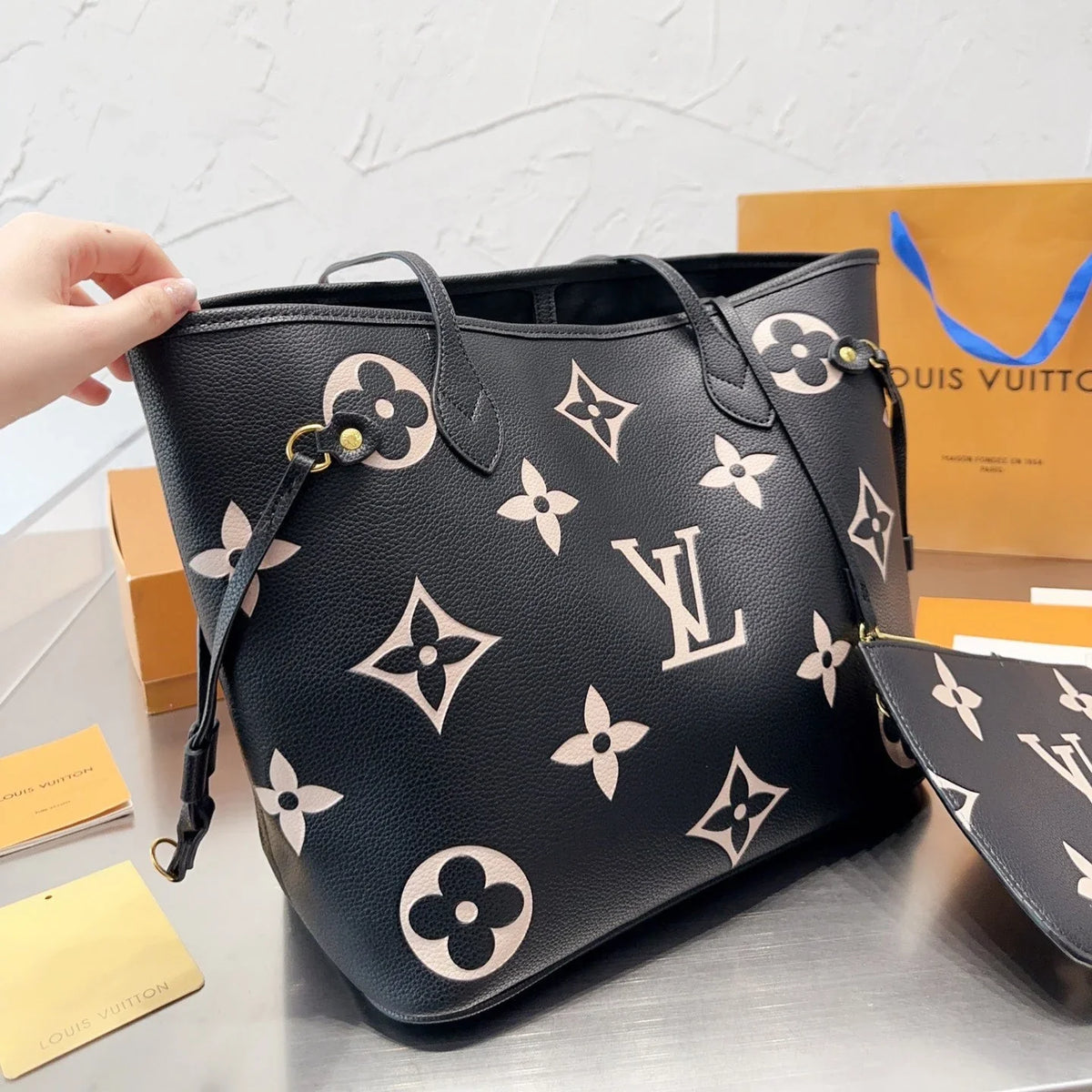 2026 Exquisite+leather+bags-657