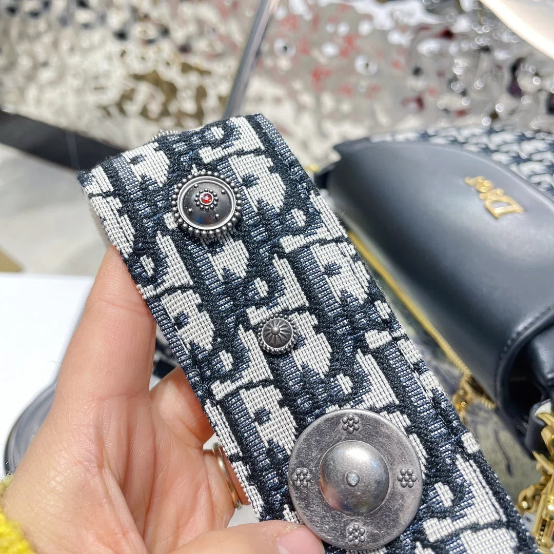 2026 Exquisite+leather+bags-499