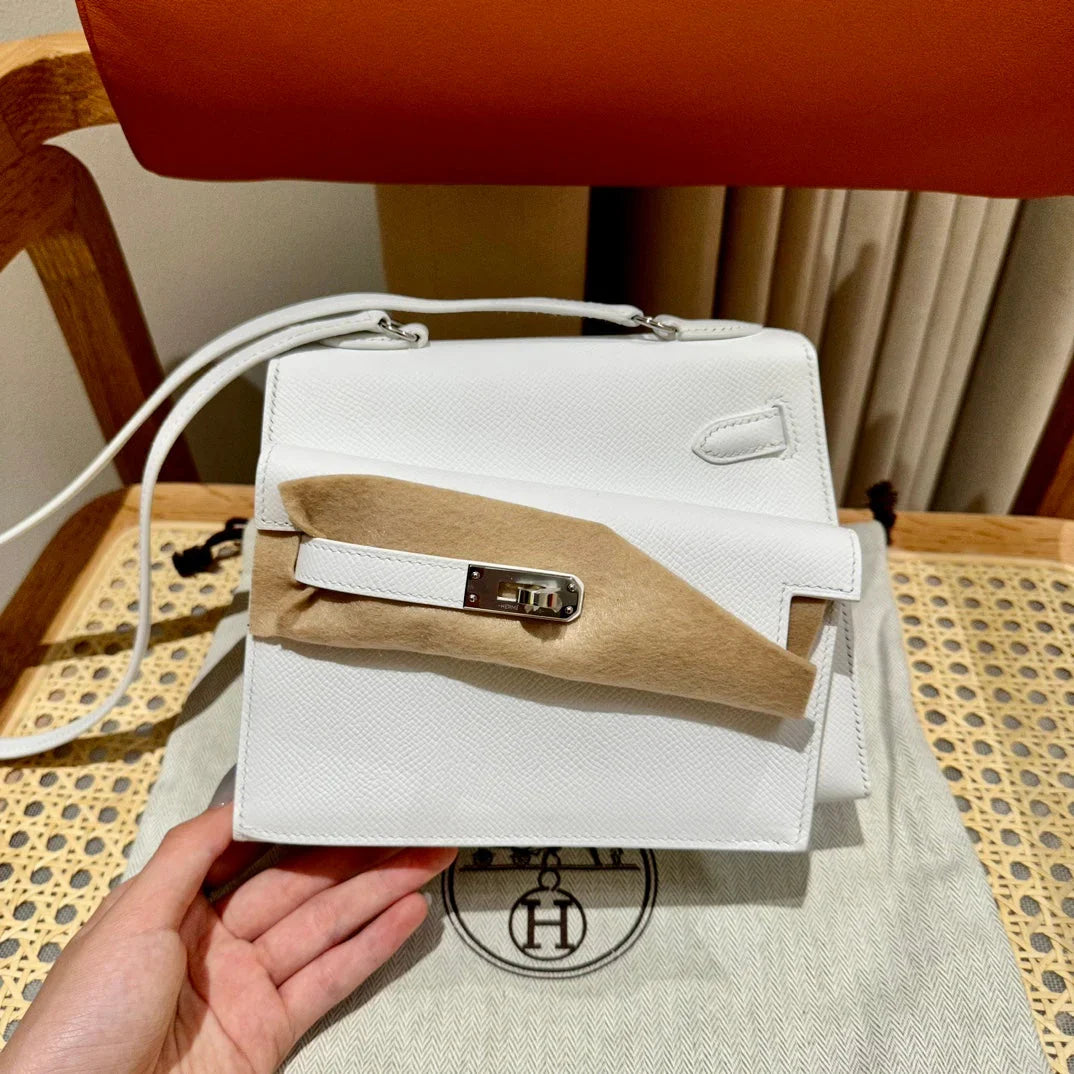 2026 Exquisite+leather+bags-32