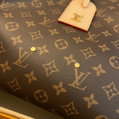 2026 Exquisite+leather+bags-280