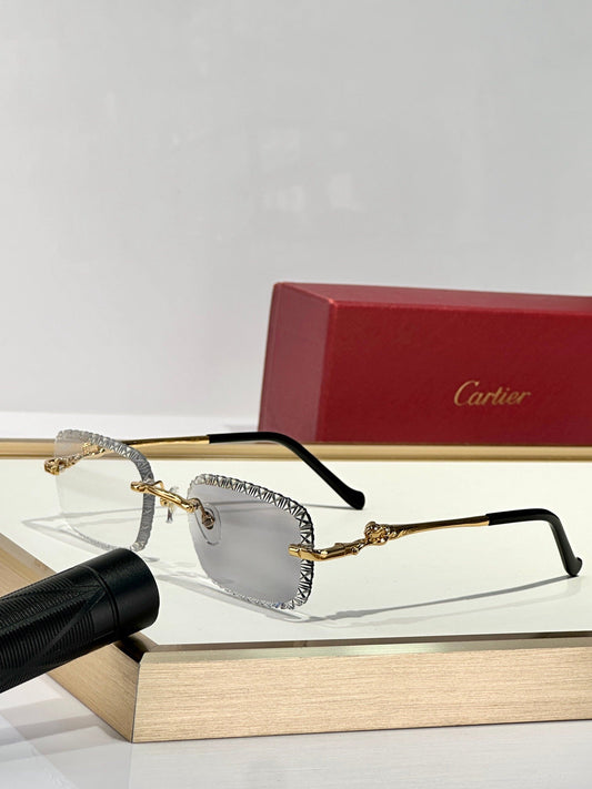 2026 Diamond-cut glasses that change color when exposed to ultraviolet light