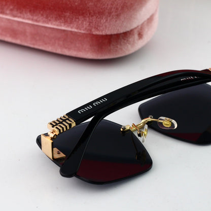 2026 Fashionable Frameless Women's Square Sunglasses