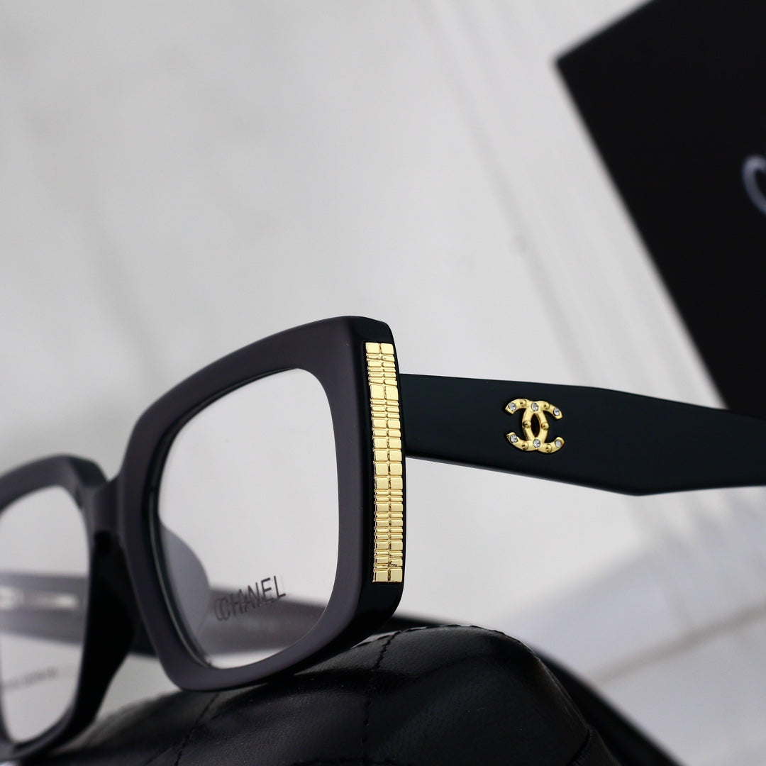 2025 Square Thick Frame Fashion Glasses