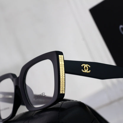 2025 Square Thick Frame Fashion Glasses