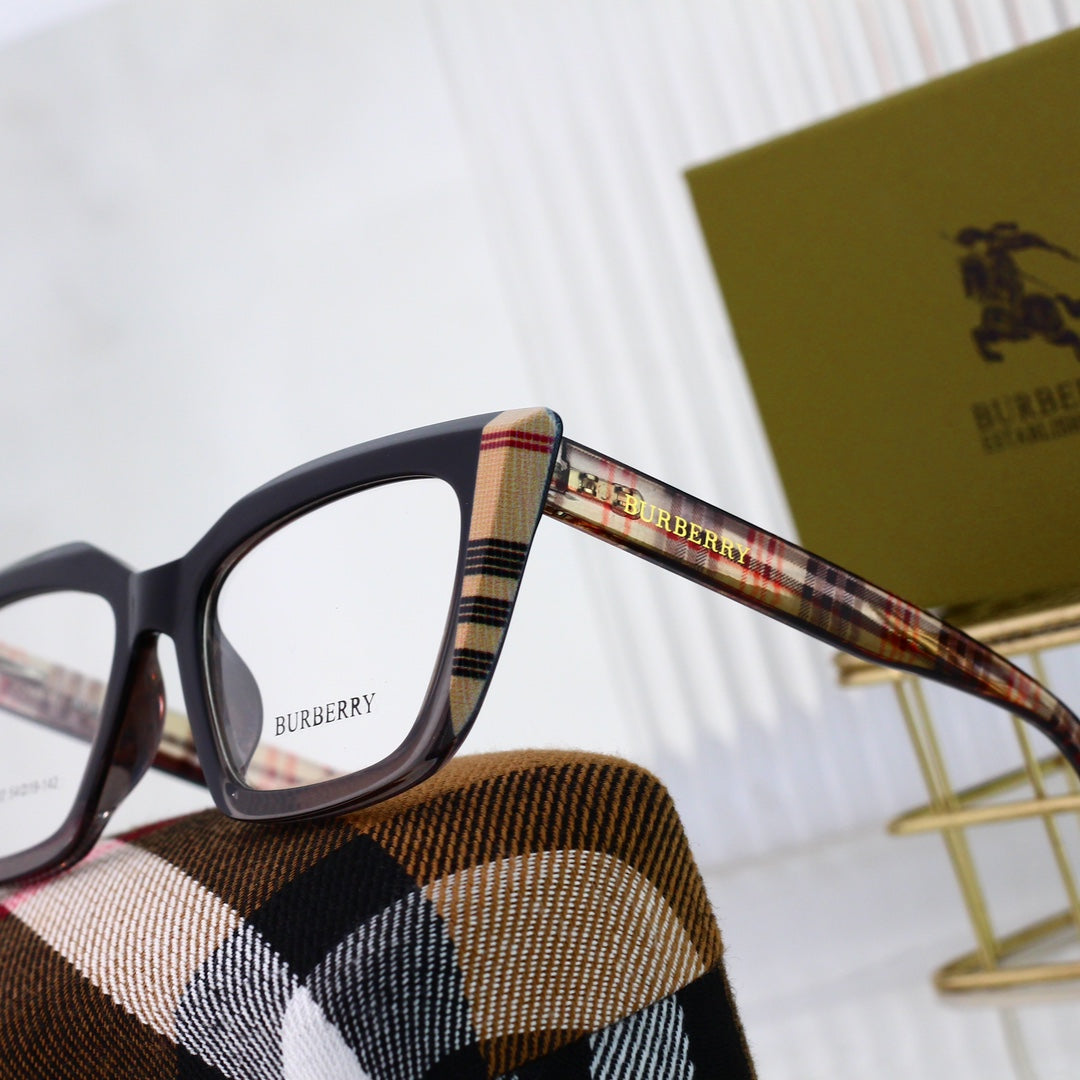 2026 Classic Vintage Checkered Glasses